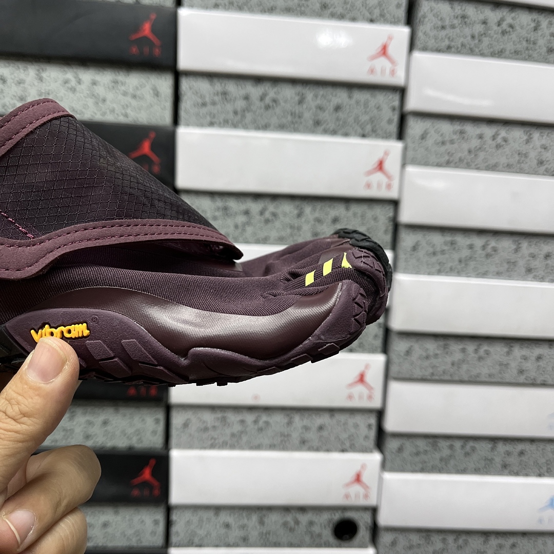 Suicoke Finger Chukka Boot - Image 9