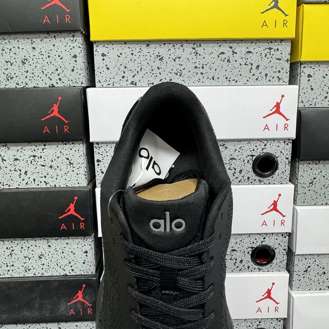 Alo Yoga Rnner A0590U_ALLBLACK - Image 6