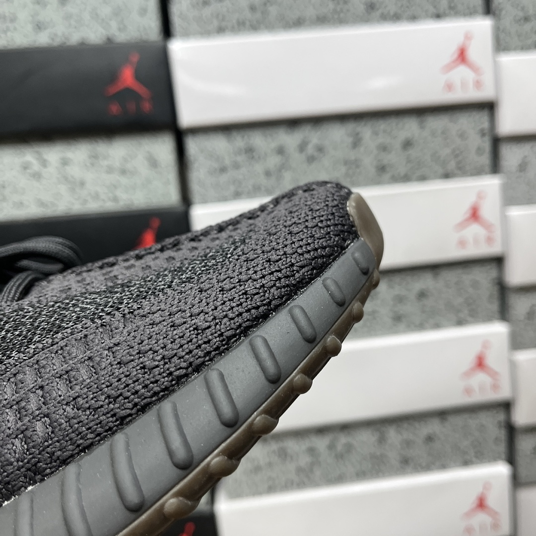 Adidas Yeezy Boost 350 V2 Black Gum Translucent Starry - Image 8