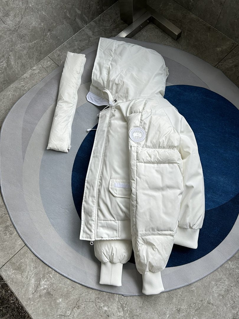 Canada Goose Chilliwack Bomber Jacket - Image 6