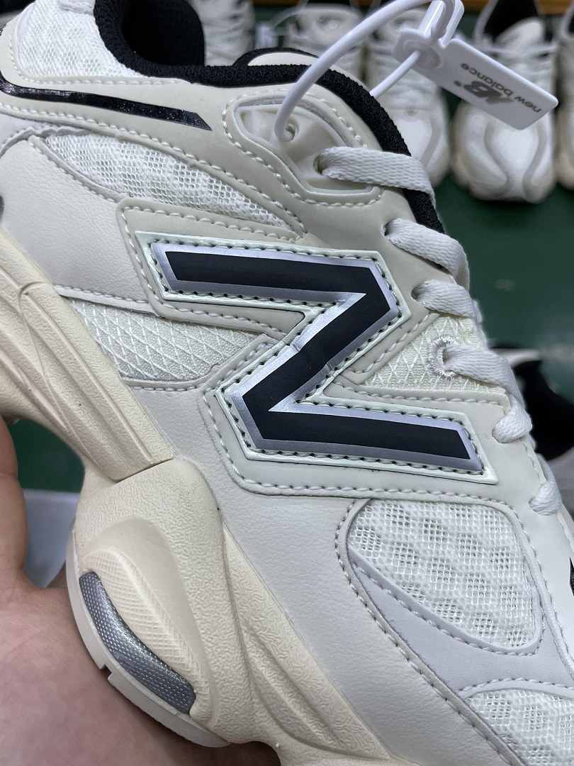 New Balance 9060 - Image 2