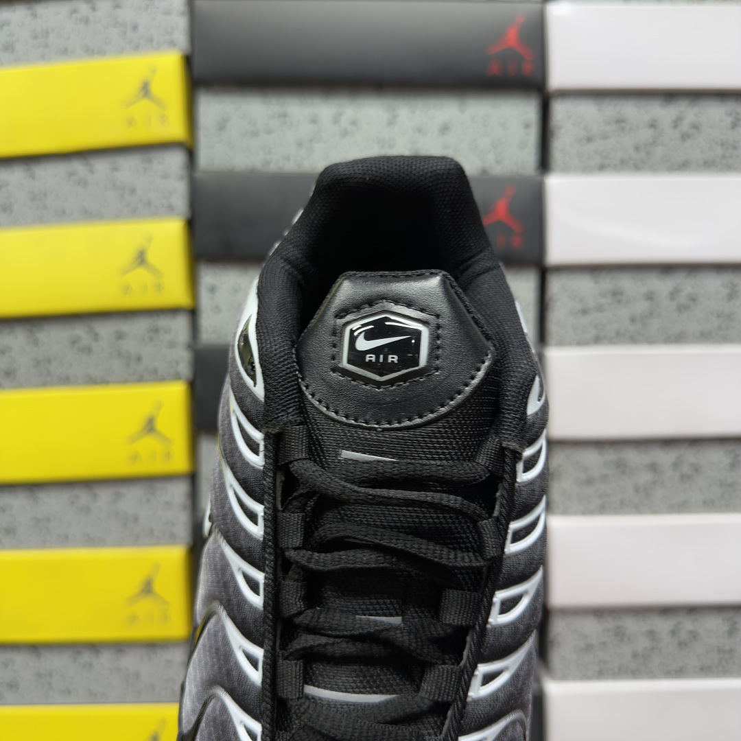 Nike Air Max Plus (Black Silver White) - Image 5