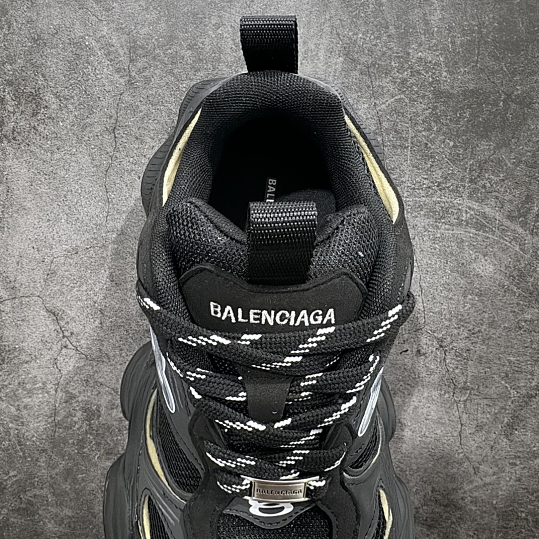 Balenciaga Cargo - Image 83