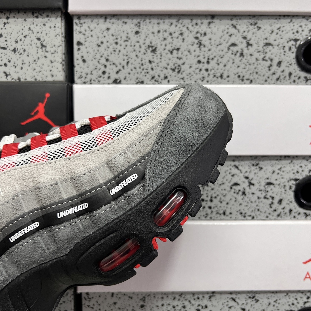 Nike Air Max 95 SP Undefeated Geo Tokyo Bright Crimson - Image 8