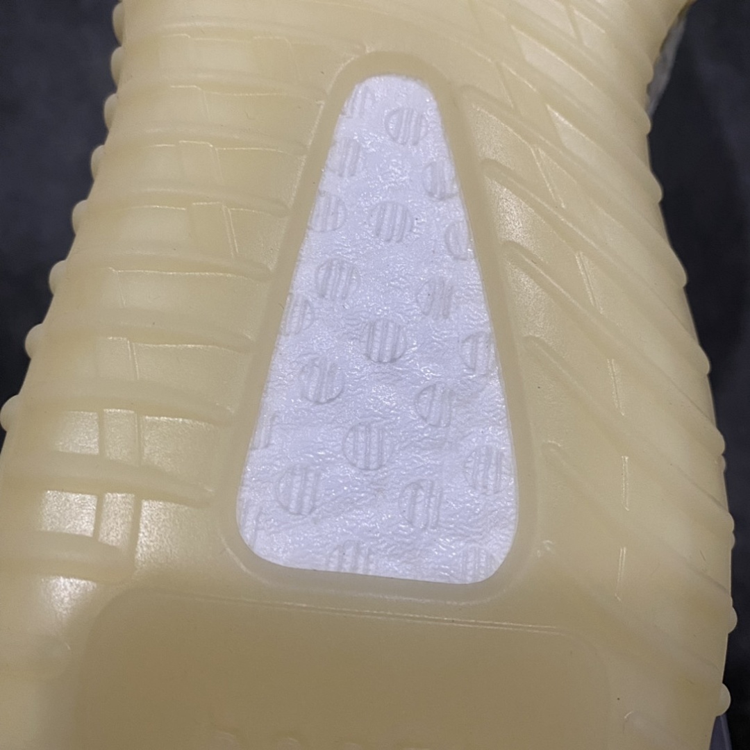 Adidas Yeezy 350 - Image 13