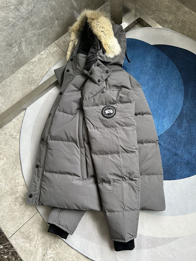 Canada Goose Wyndham Parka - Image 72