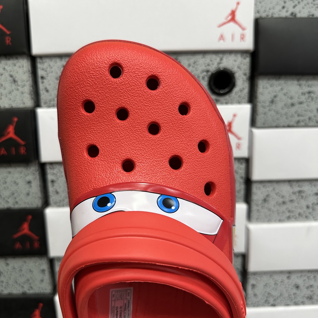 Crocs Classic Clog Lightning McQueen Collab - Image 8
