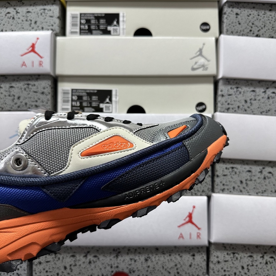 On Running Response Trail 2 Raf Simons - Image 10