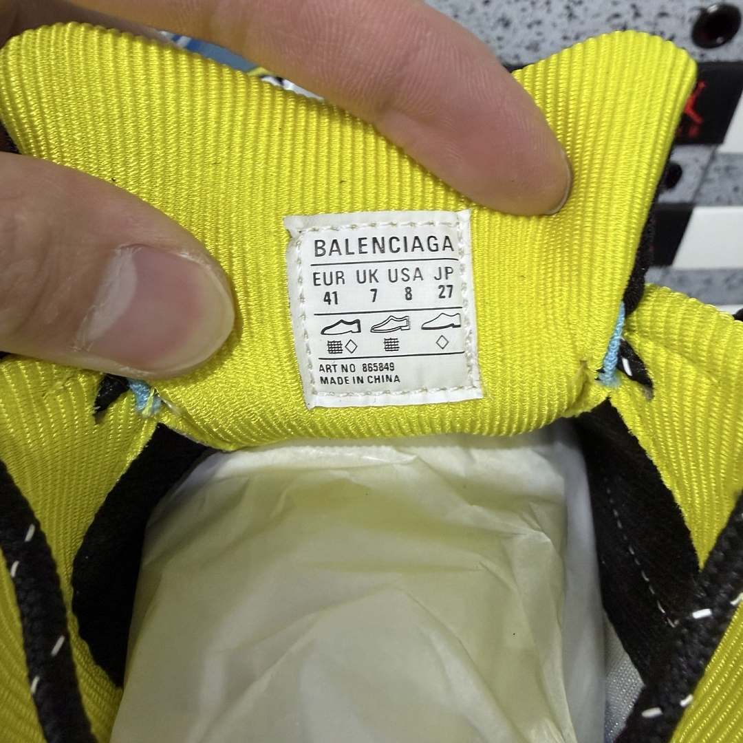 Balenciaga Triple S 2 - Image 11