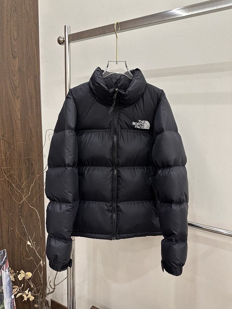 Chanel The North Face 1996 Retro Nuptse 700 Fill Packable Jacket - Image 13