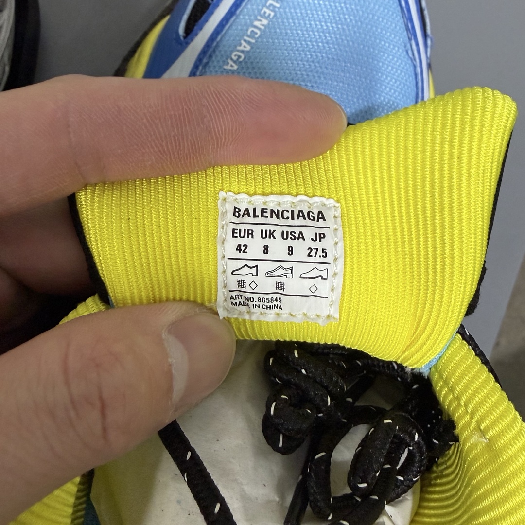 Balenciaga Triple S 2 - Image 7