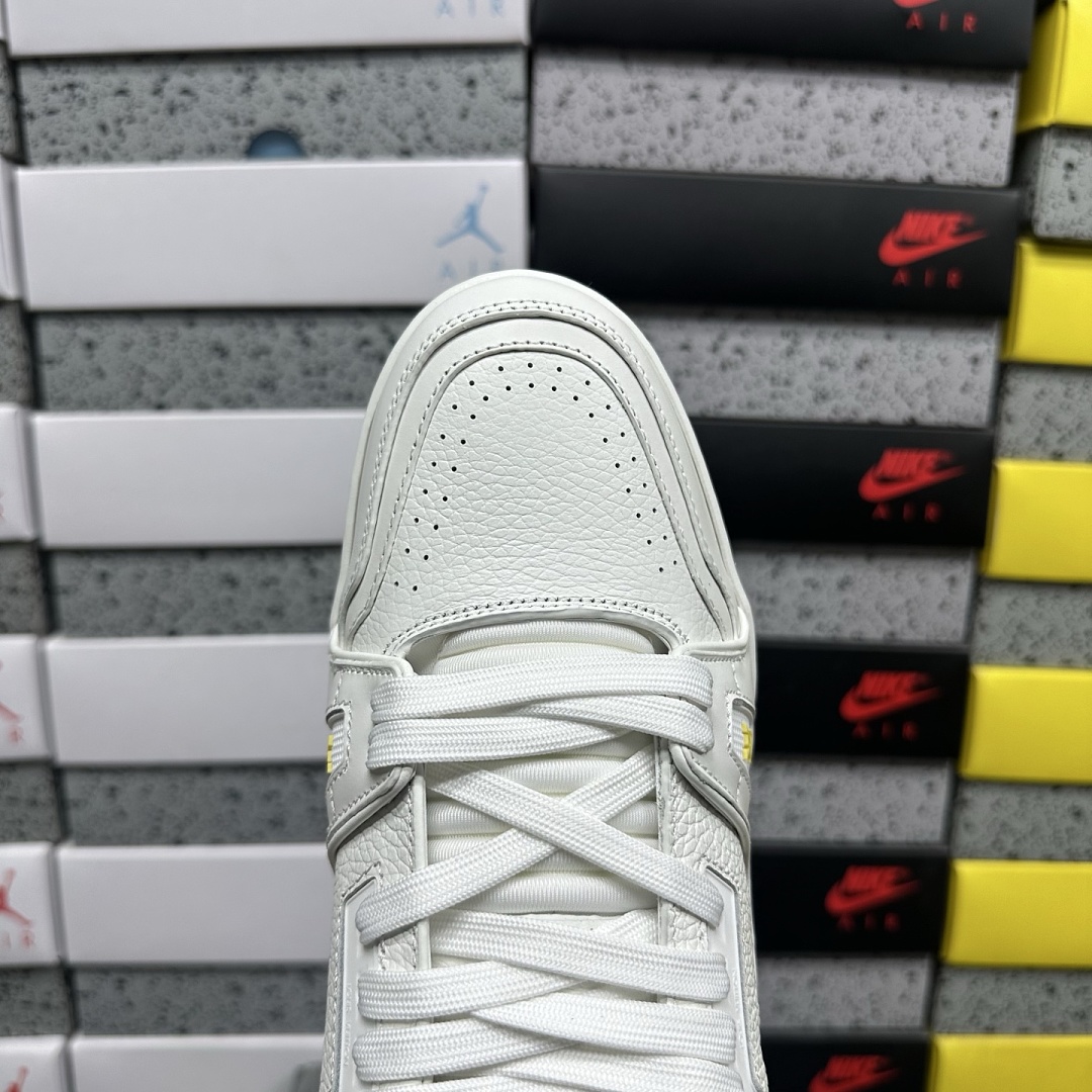 Louis Vuitton Trainer 2-21 White Water Print - Image 7