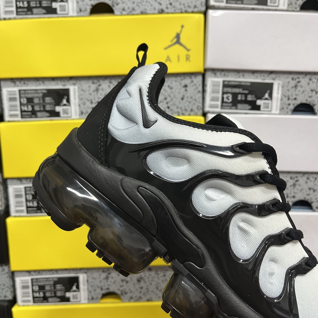 Nike Air VaporMax Plus - Image 3