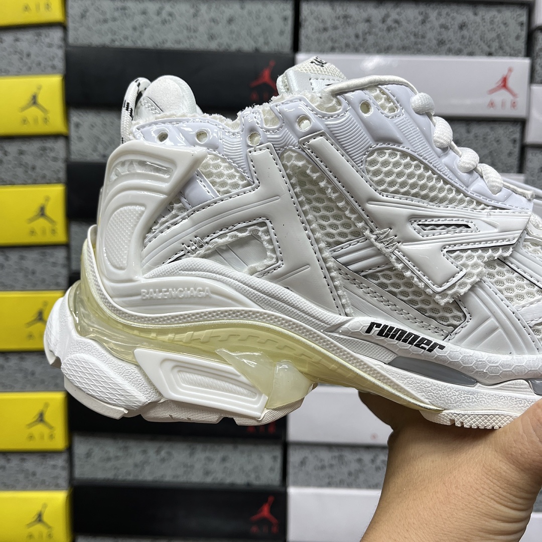 Balenciaga Runner LED 7.0 (Triple White) - Image 4