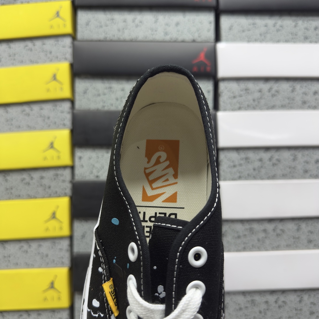 Vans Authentic Reissue 44 Gallery Dept. Art That Kills Black V - Image 3
