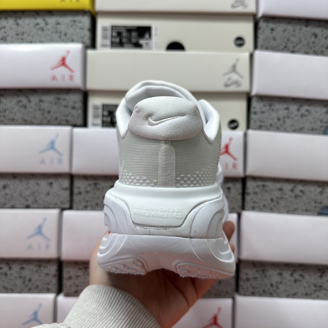 Nike Vomero Premium HQ2050-533 - Image 8