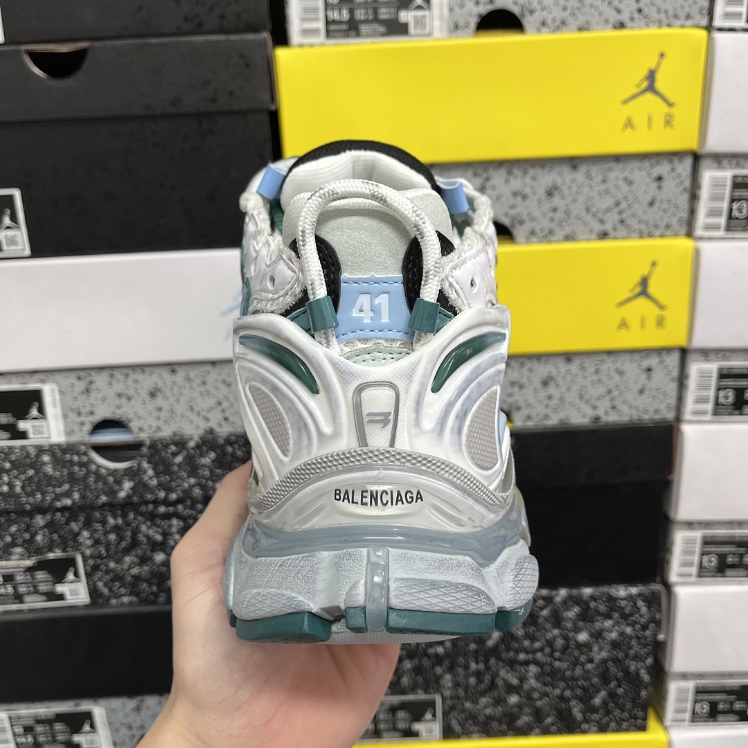 Balenciaga BLCG Runner 7.5 - Image 3