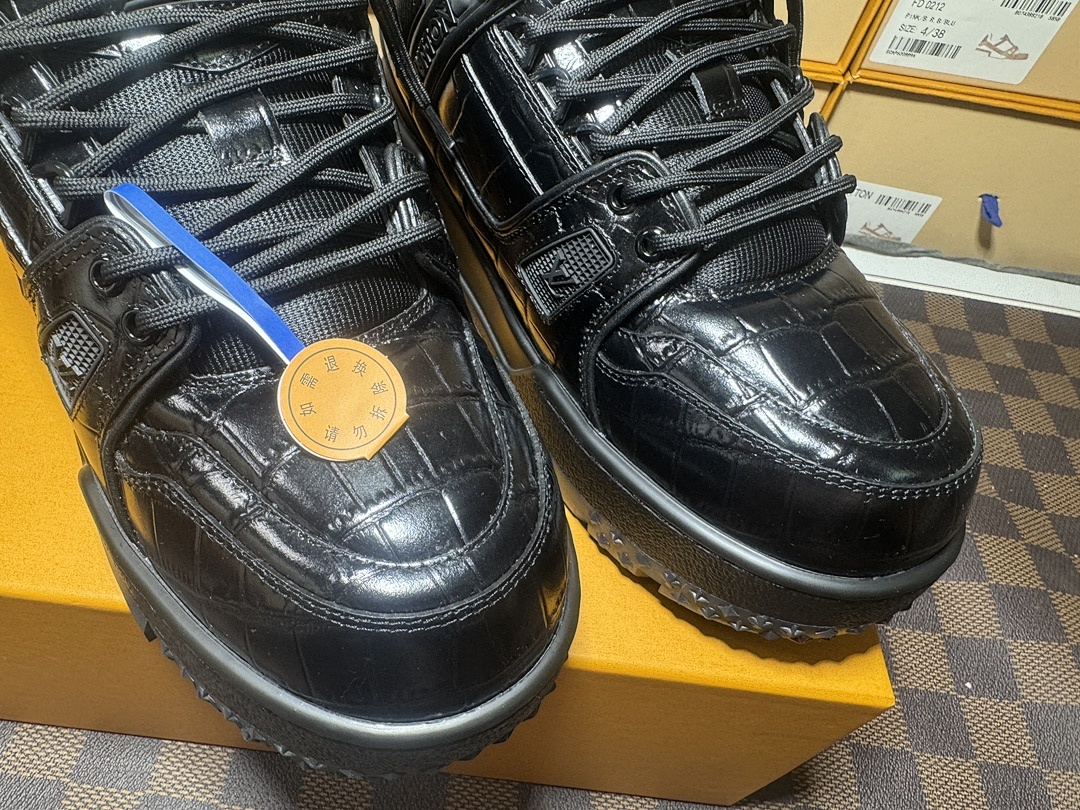 Louis Vuitton LV Trainer Maxi - Image 4