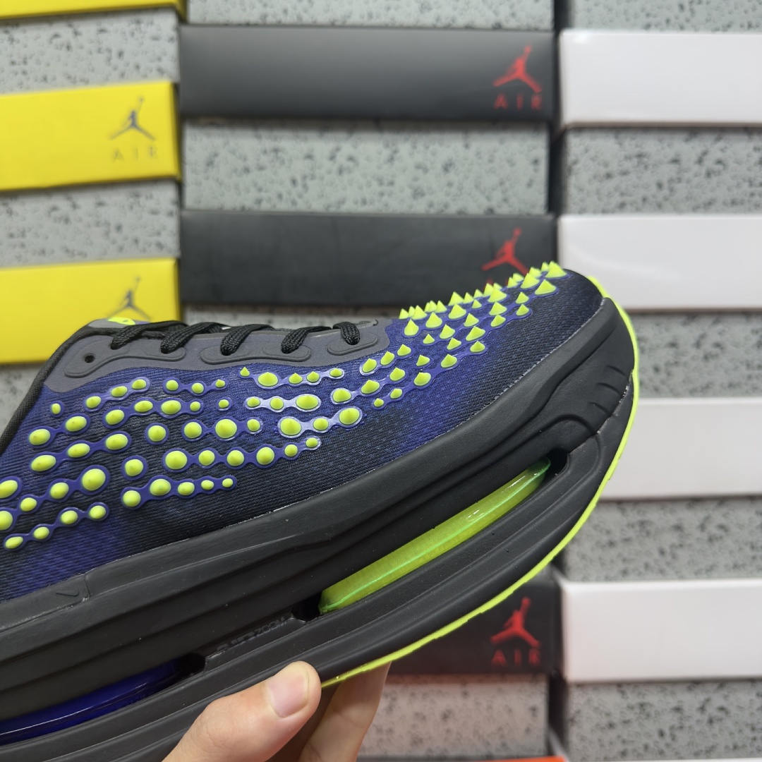 Nike Vomero Premium QS Black Volt Glow - Image 8