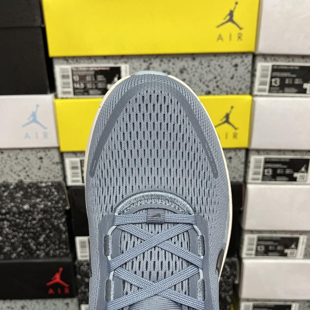 Nike Zoom Vomero - Image 2