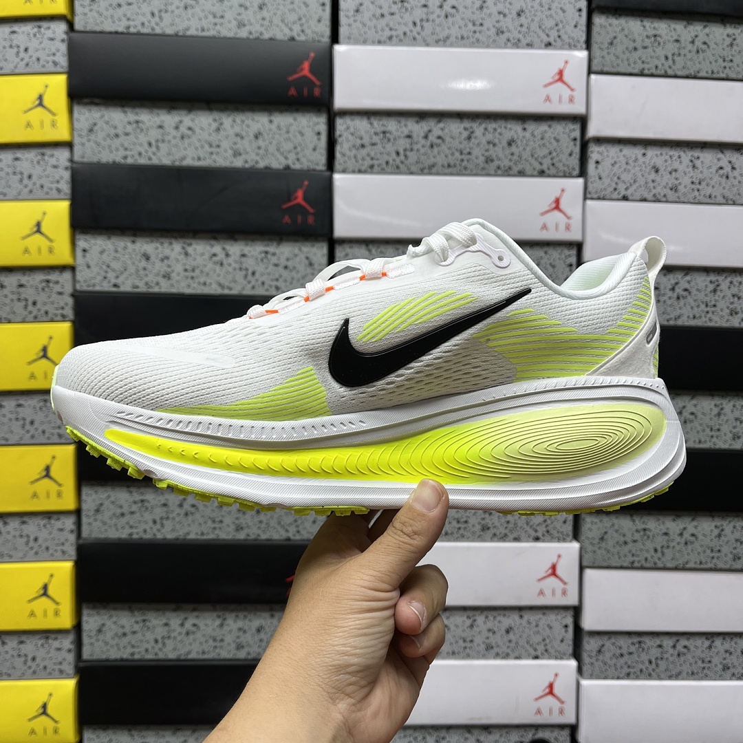 Nike Vomero 18 White Barely Volt (Black) - Image 7