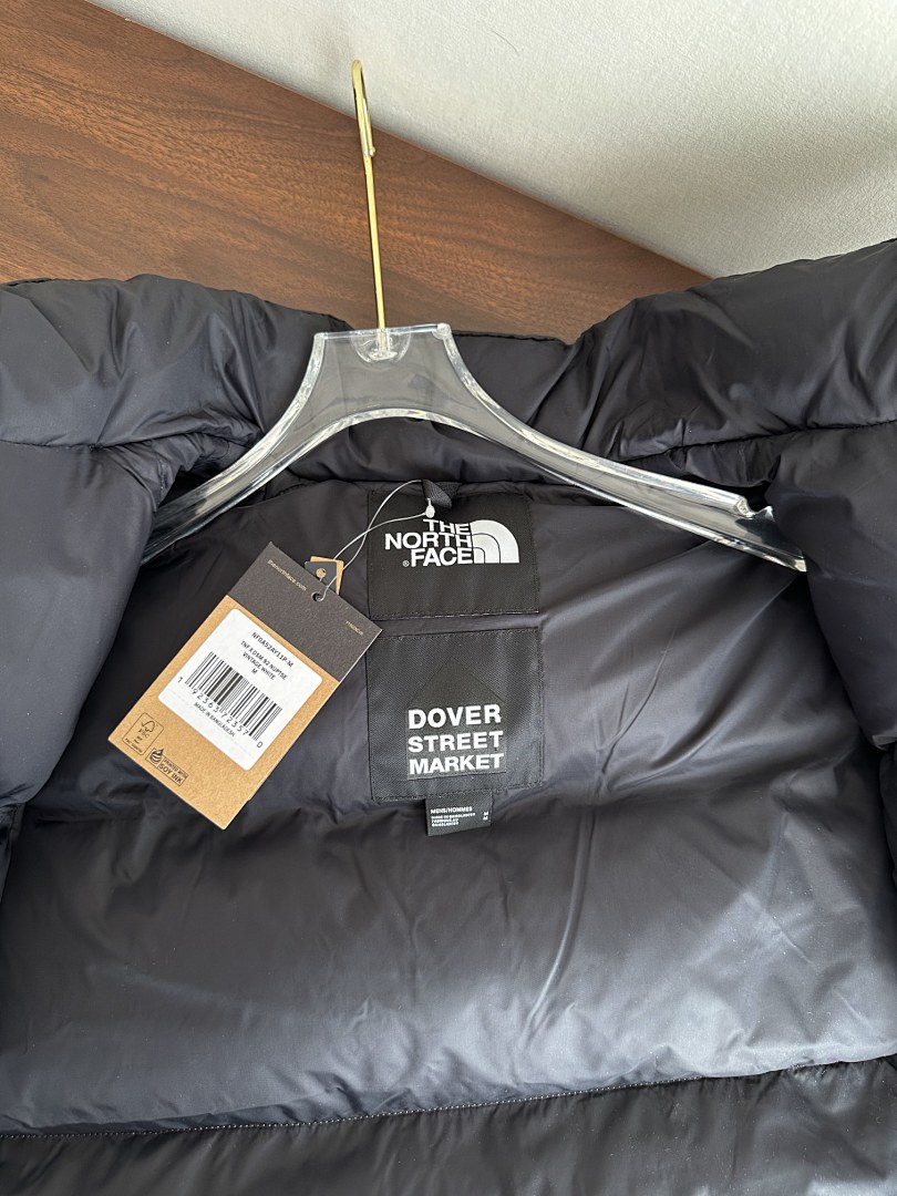 Chanel The North Face 1996 Retro Nuptse 700 Fill Packable Jacket - Image 35