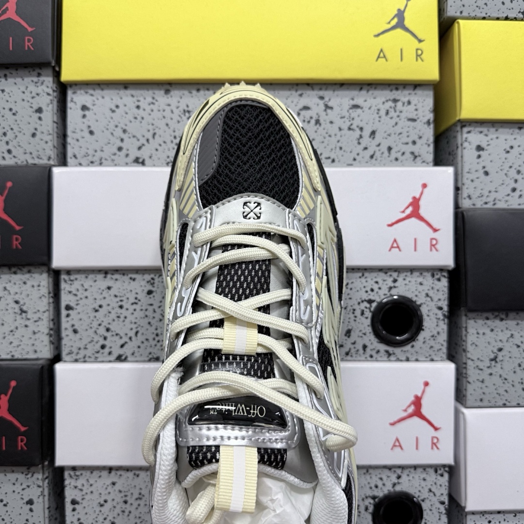 Off-White Be Right Back - Image 10