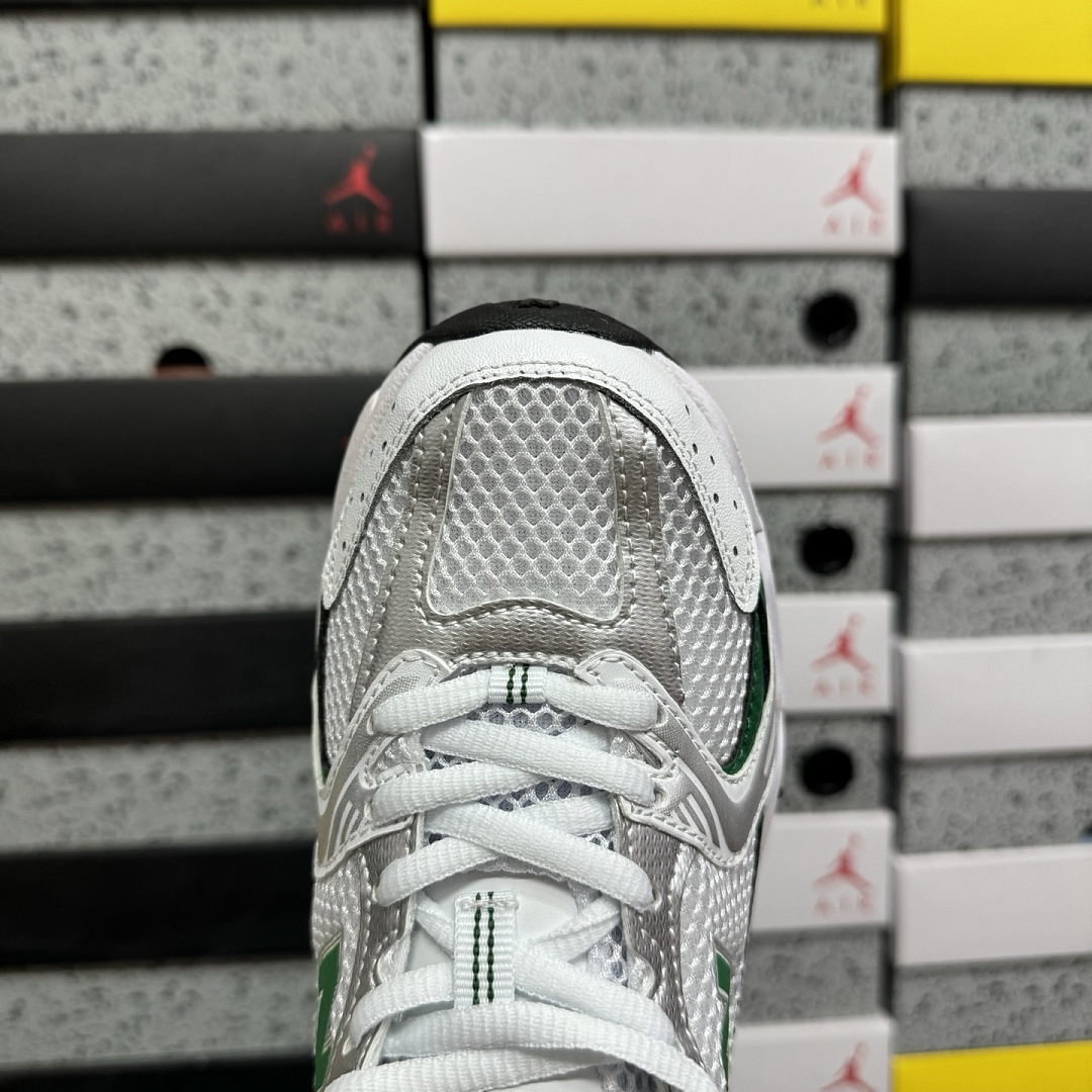 New Balance 530 White Nightwatch (Green) - Image 9