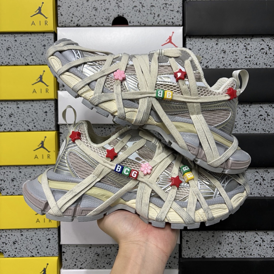 Balenciaga 3XL - Image 2