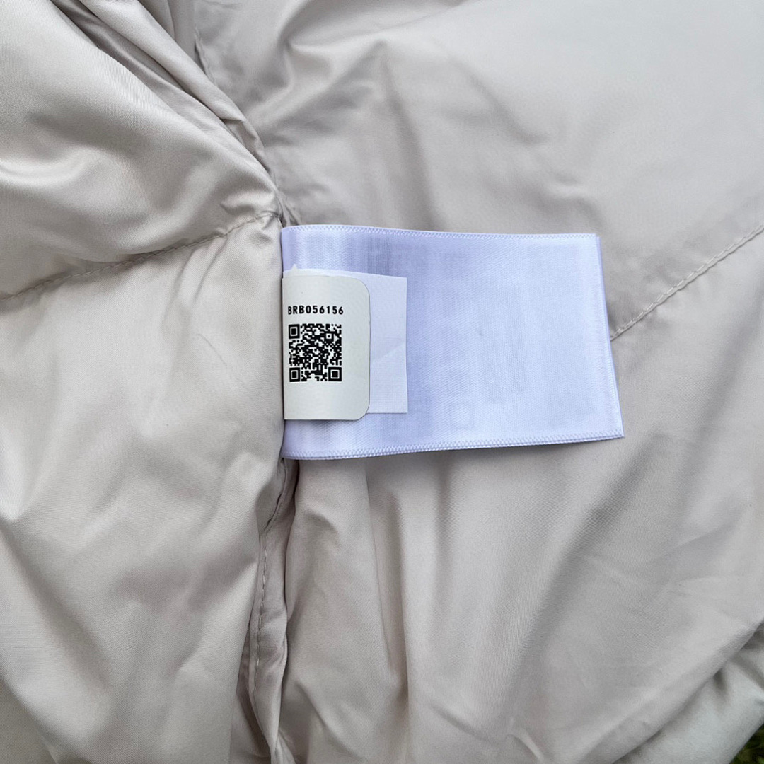 The North Face TNF 1996 Retro Nuptse 700 Fill Packable Jacket - Image 47