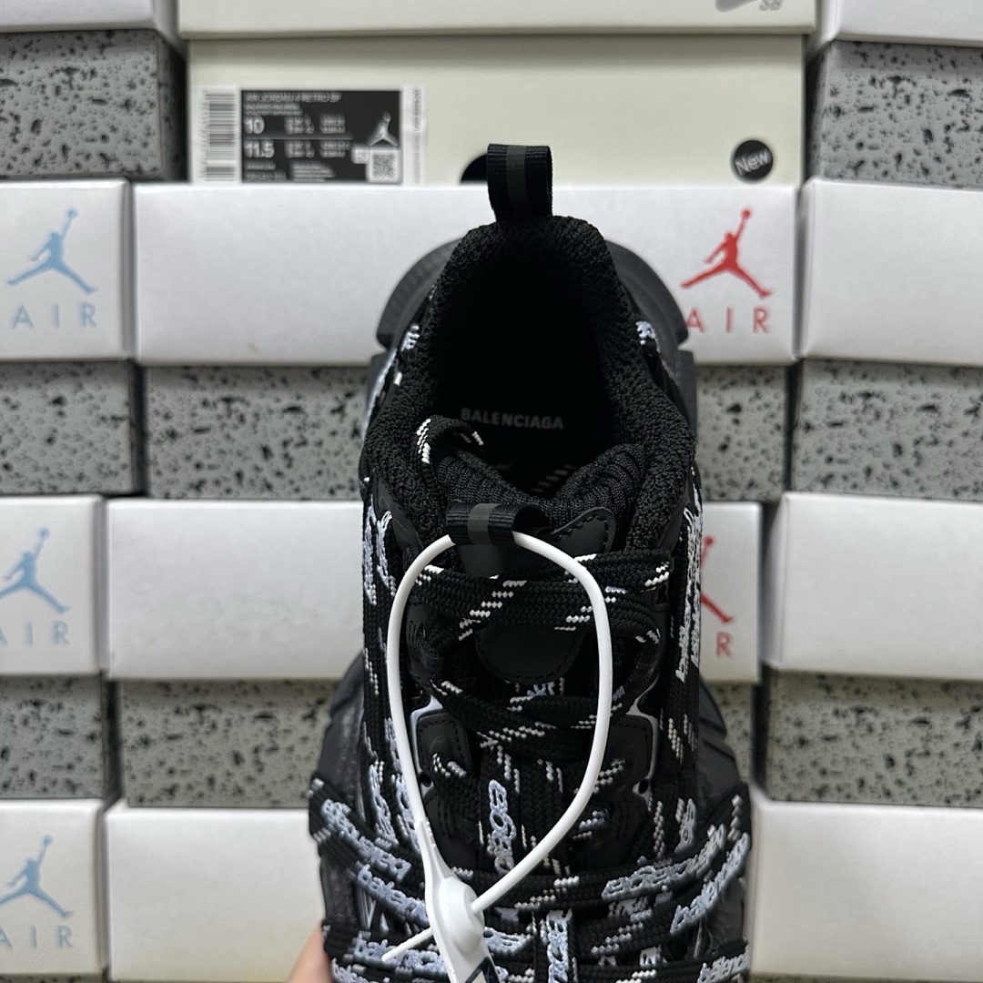 Balenciaga 3XL Extreme Lace 9110 Black White Straps (Mid Stripe) - Image 3