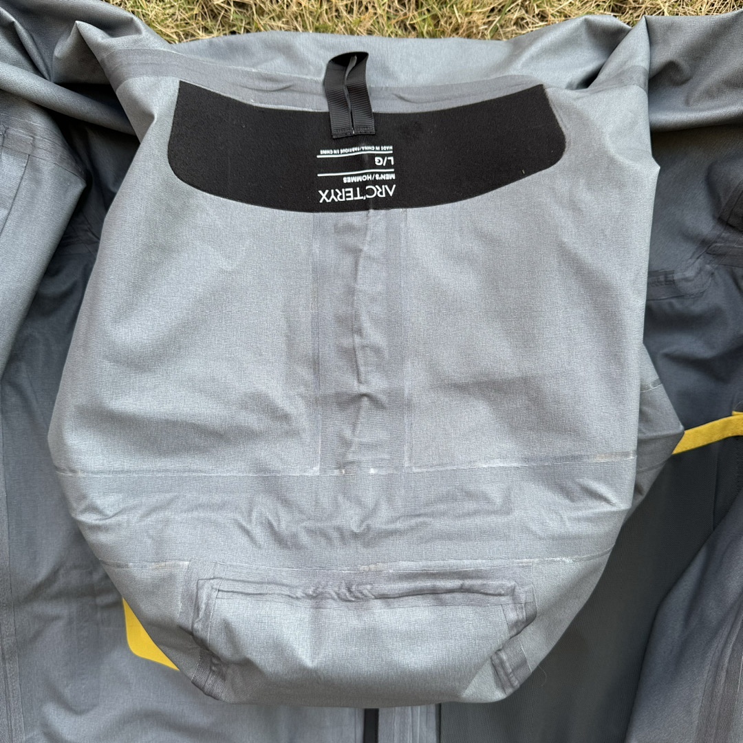 Arc'teryx Alpha Jacket 6 24K Gen (Black SV) - Image 29