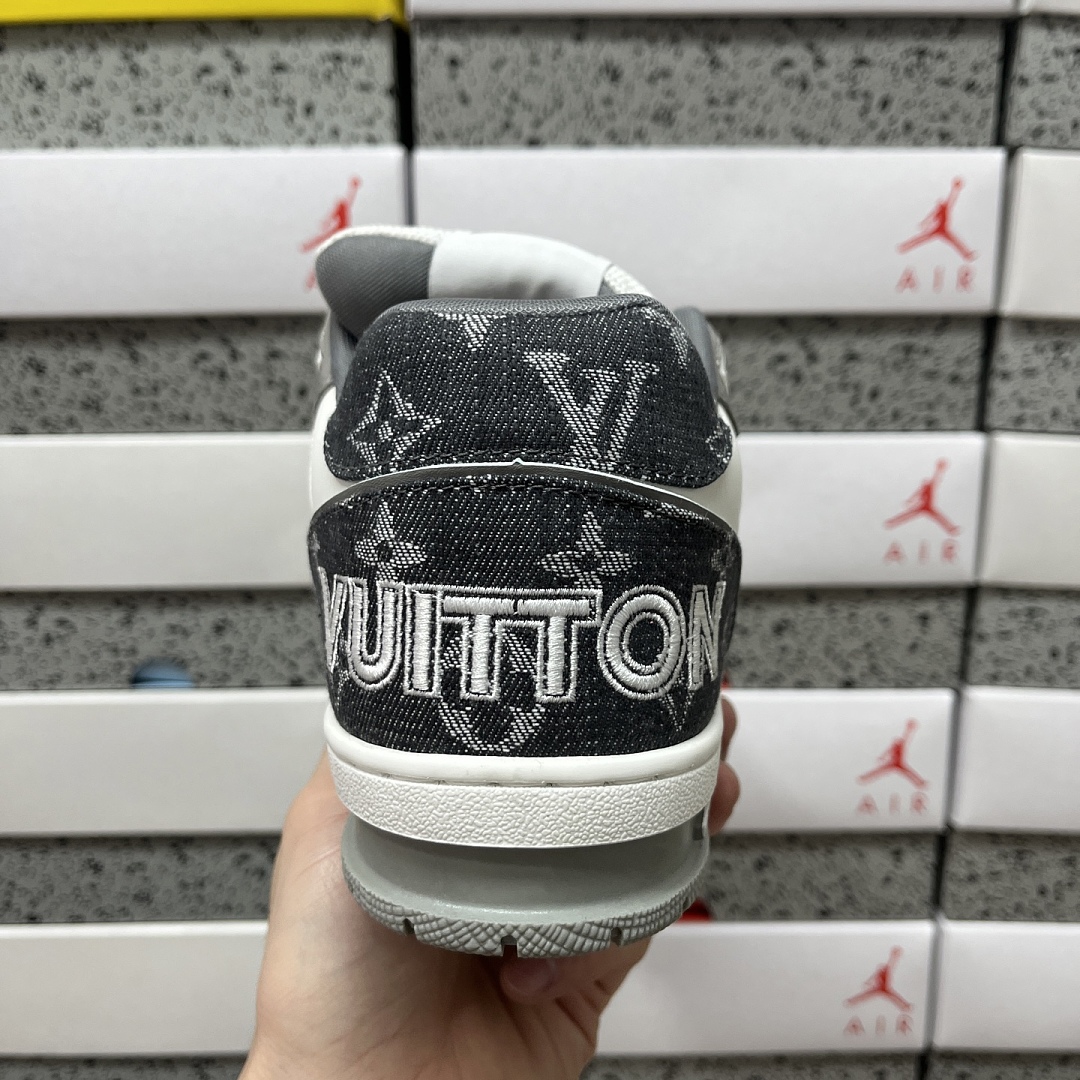 Louis Vuitton Trainer (Black White Grey) - Image 2