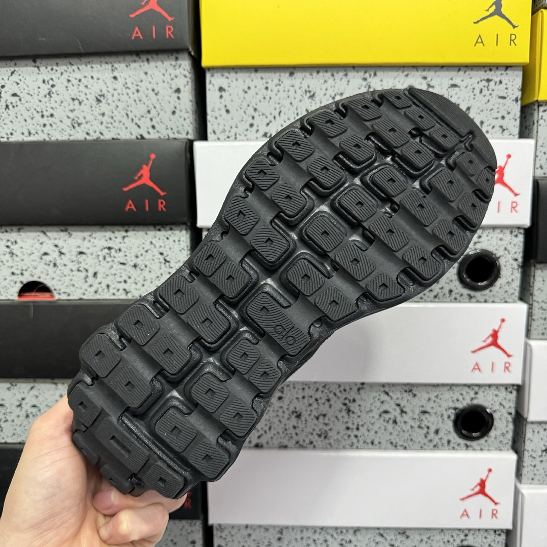 Alo Yoga Rnner A0590U_ALLBLACK - Image 7