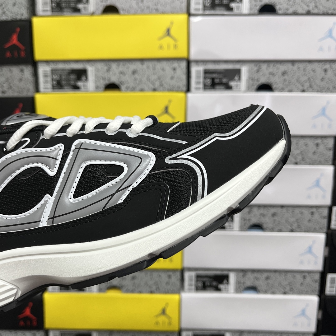 Dior B30 Black White 969 - Image 9