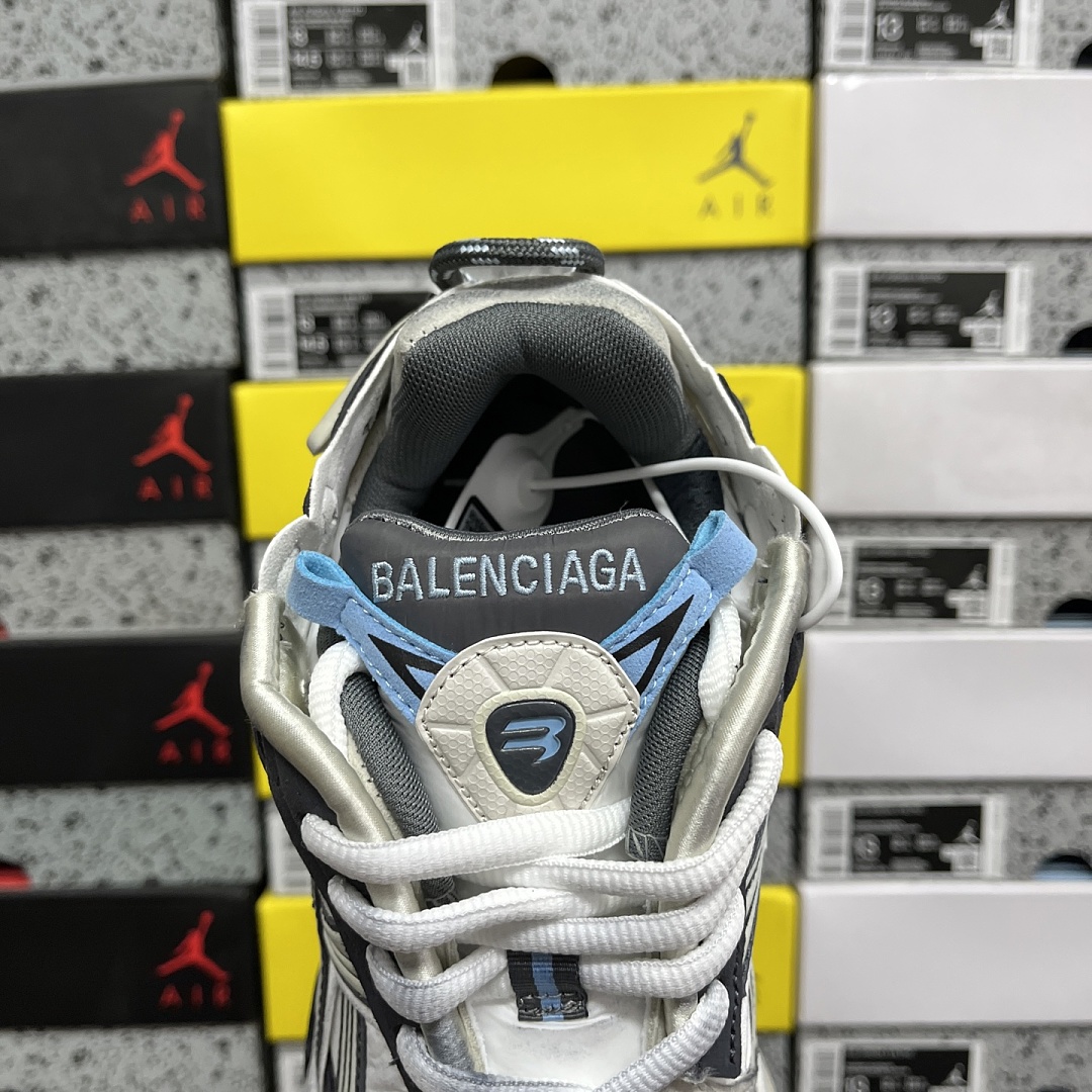 Balenciaga BLCG Runner 7.5 - Image 3