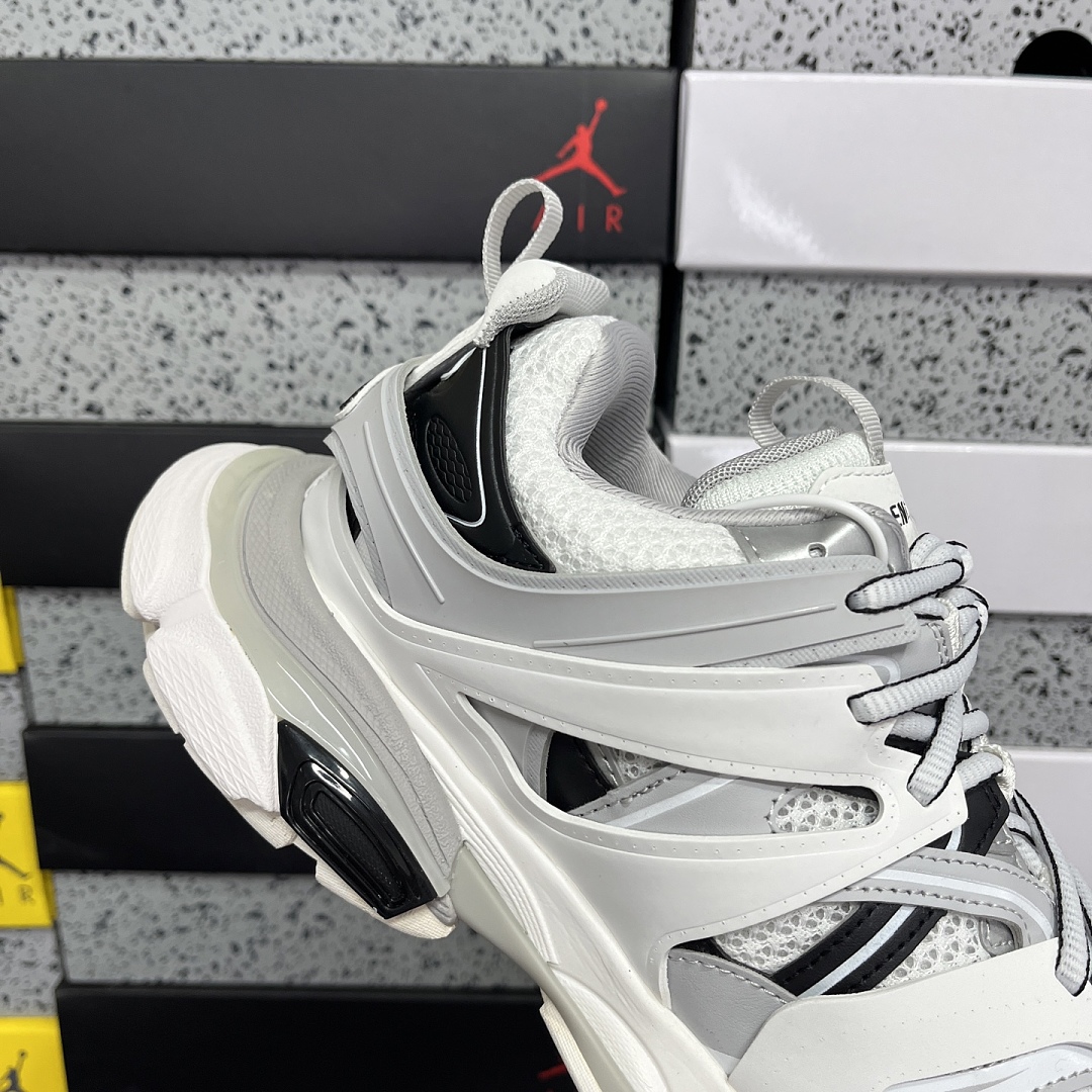Balenciaga Track - Image 7