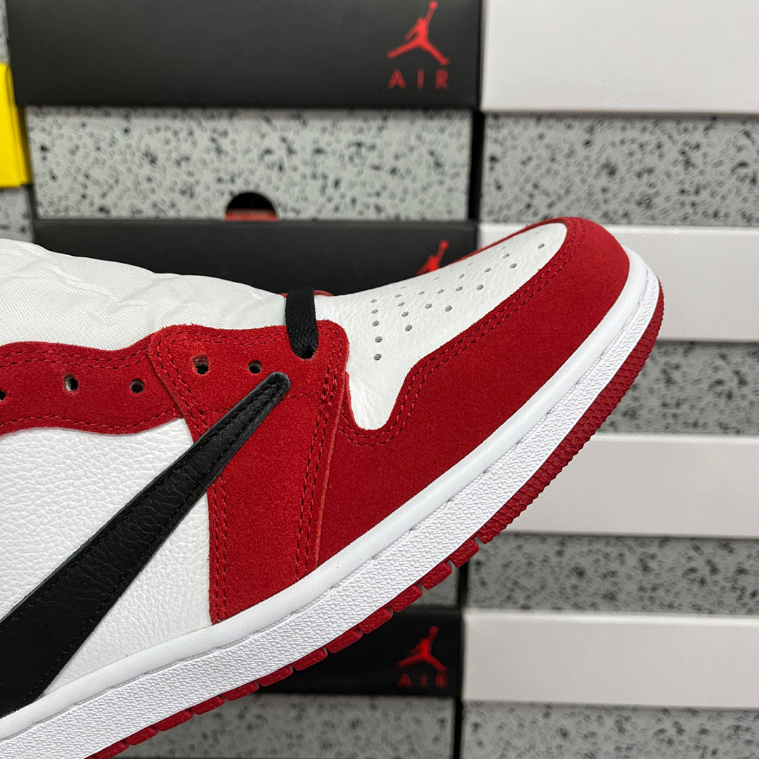 Nike Travis Scott × Air Jordan 1 "Chicago" Reverse High - Image 7