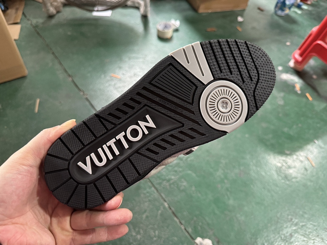 Louis Vuitton LV SkateBlack Sports Shoes - Image 2