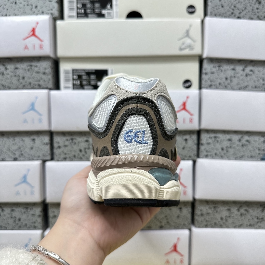 ASICS Gel-NYC Cream 1203A383-103 - Image 10