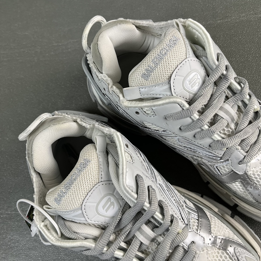 Balenciaga Runner - Image 92
