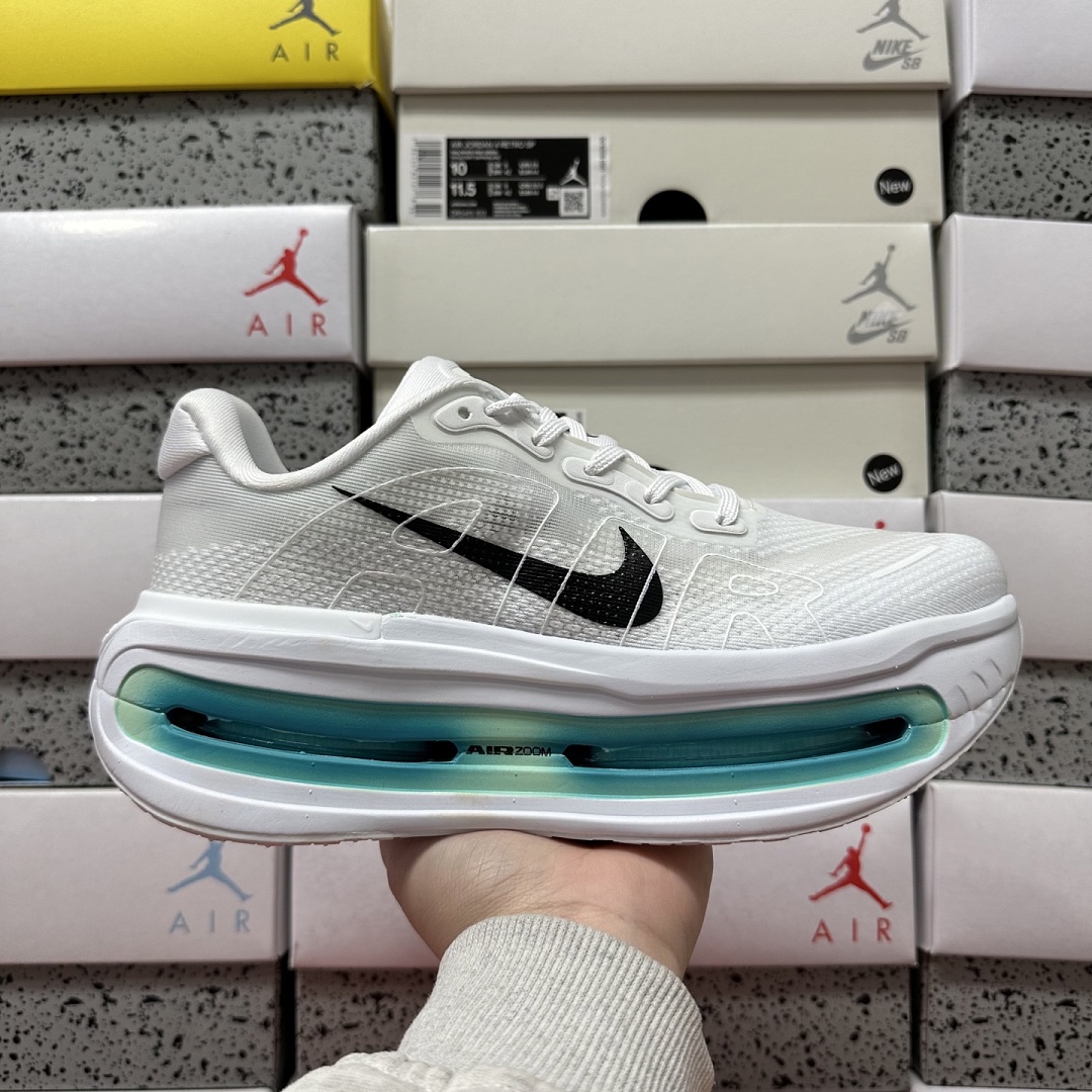 Nike Vomero Premium HQ2050-836 - Image 2