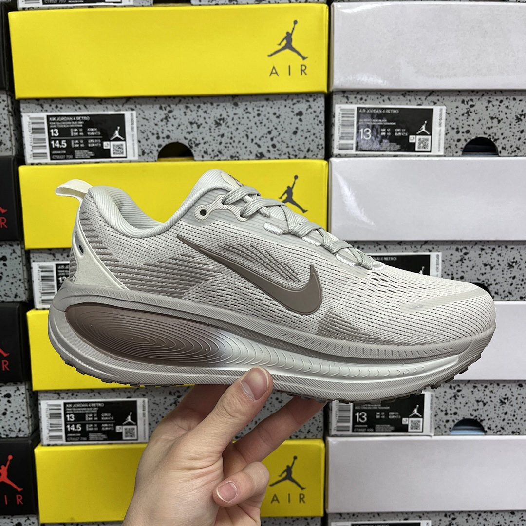 Nike Zoom Vomero - Image 5
