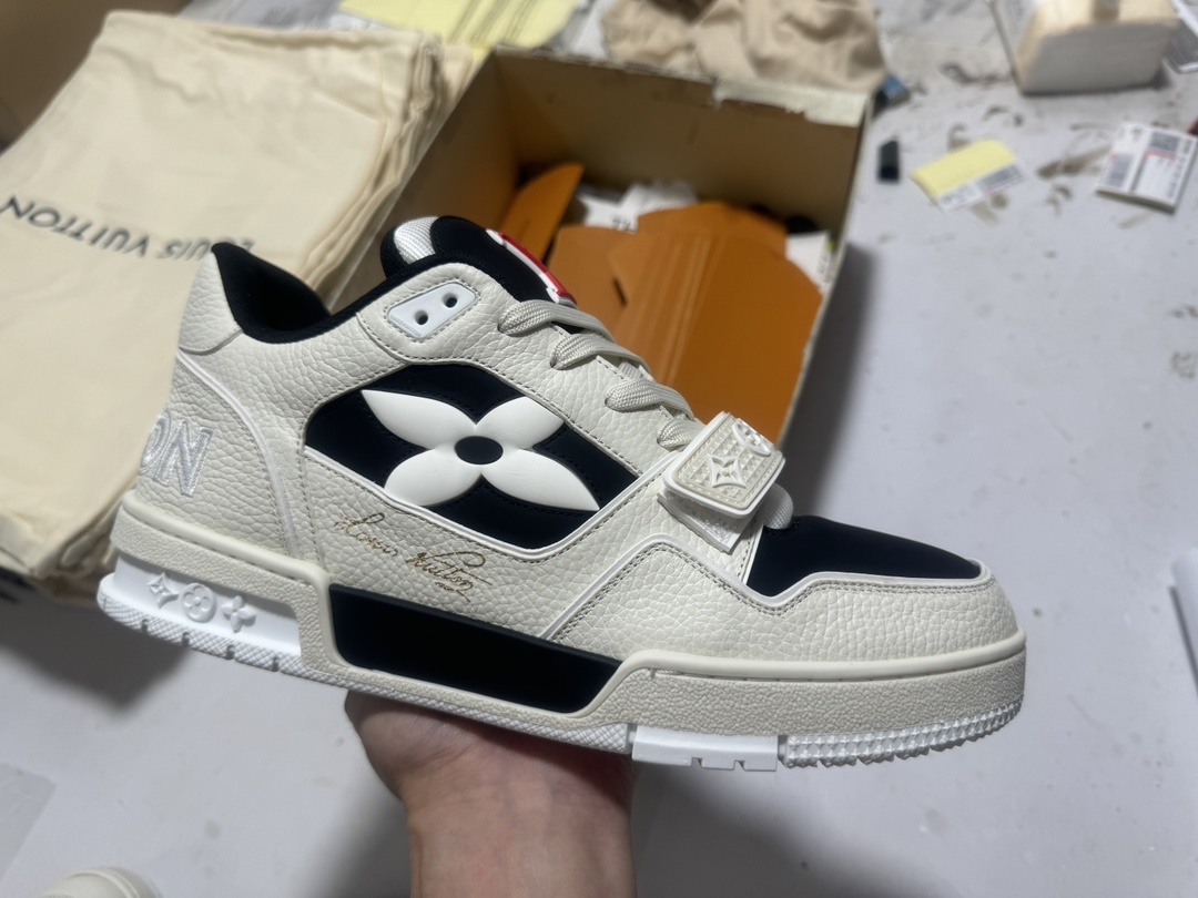 Louis Vuitton LV SkateBlack Sports Shoes - Image 10