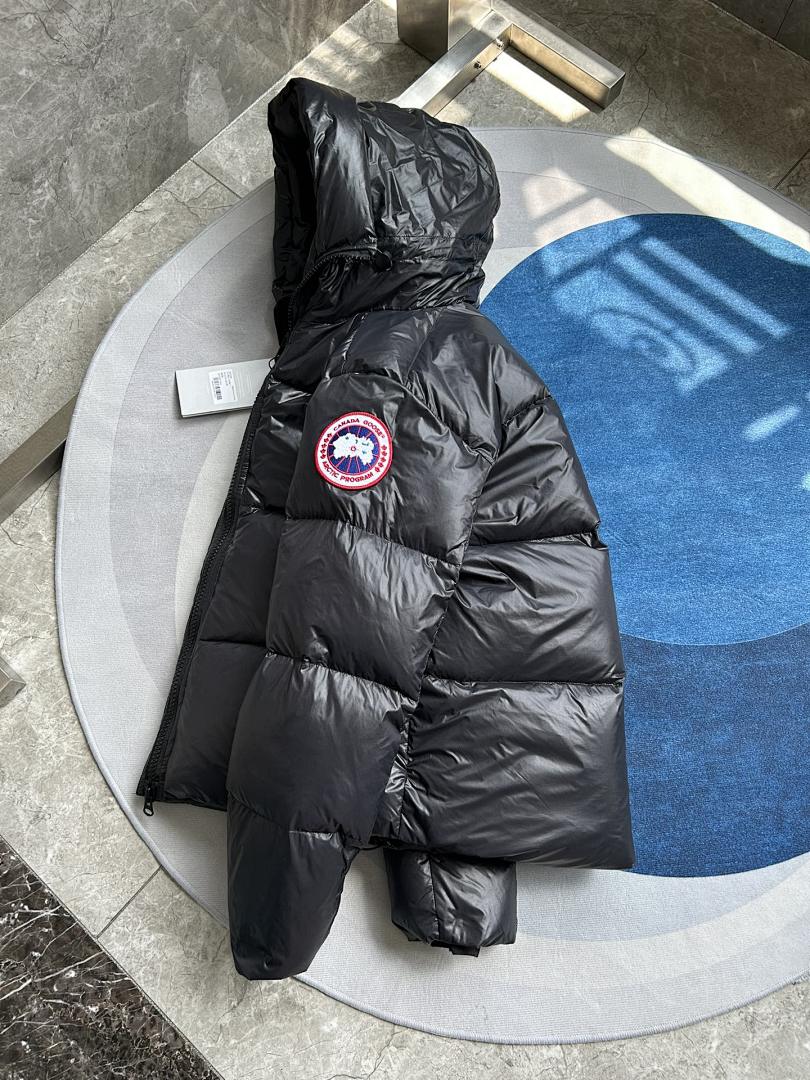 Canada Goose Crofton Puffer Jacket - Image 28