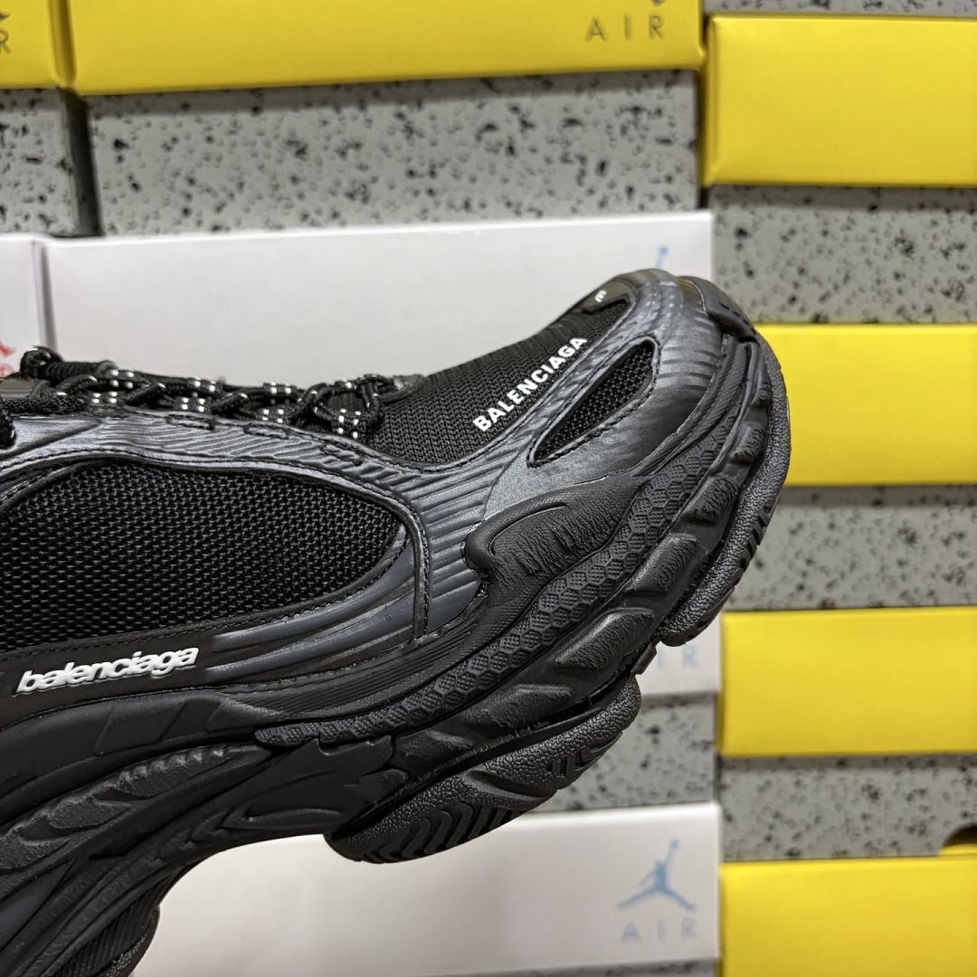 Balenciaga Triple S 2 - Image 7