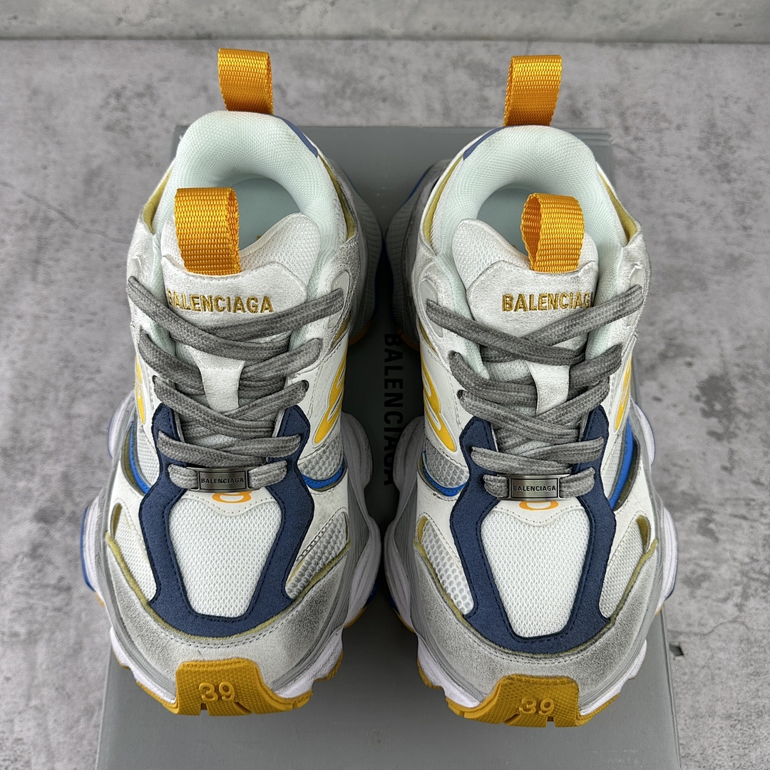 Balenciaga Cargo - Image 28