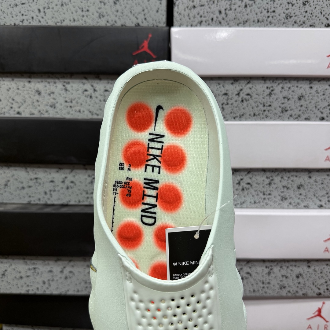 Nike Mind 001 Slide Barely (Green) - Image 9
