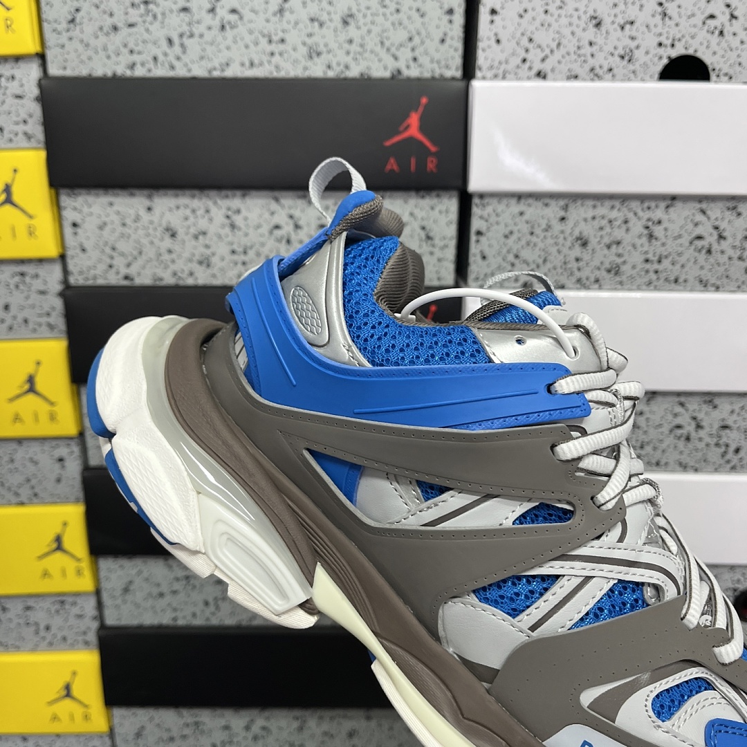 Balenciaga Track - Image 5
