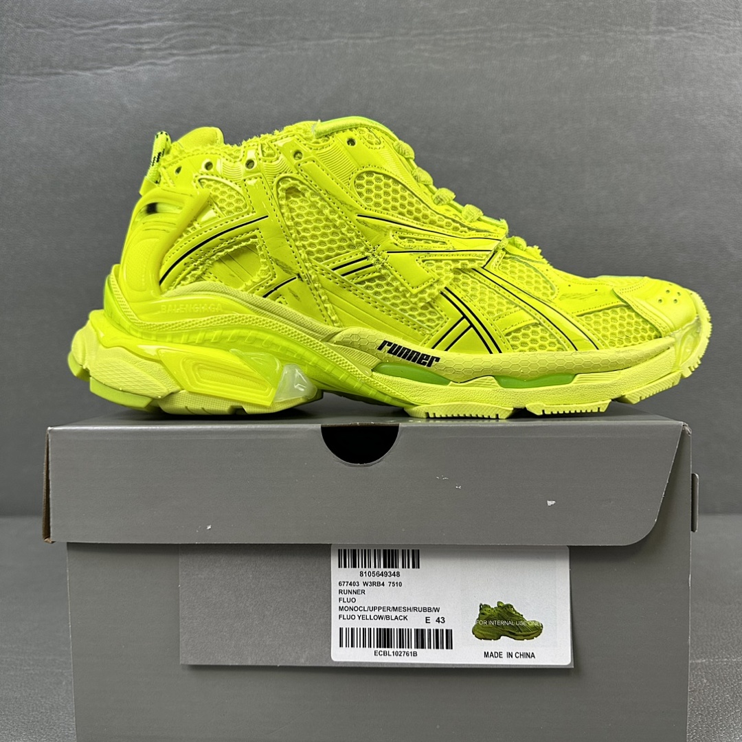 Balenciaga Runner - Image 73